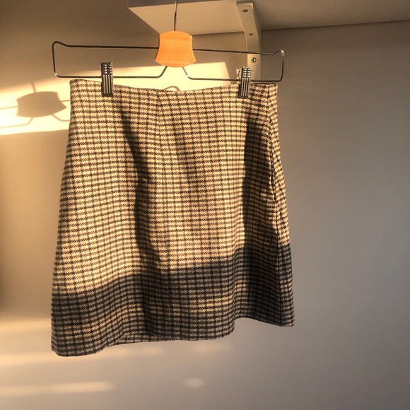 SOLD ⭑.ᐟ Aritzia ⋆ ୨୧₊ Wilfred Essonne skirt - Picture 3 of 3